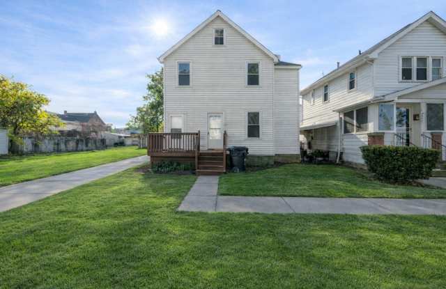 9519 Preston Ave, Cleveland, OH 44102 photos photos