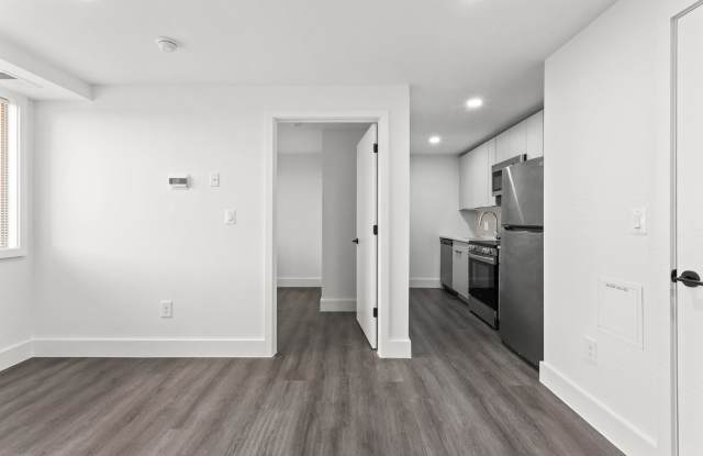 A charming apartment community ideally located along 14th Street NW Gallery 1