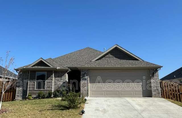 431 Poplar Rd - 431 Poplar Road, Centerton, AR 72713