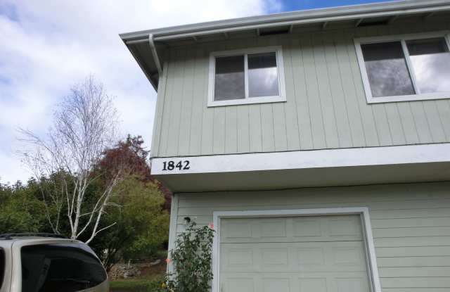 2 BED 1 BATH DUPLEX photos photos