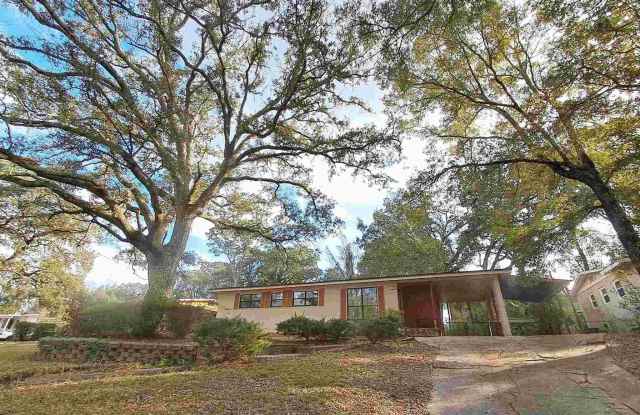 4929 Springhill Dr - 4929 Springhill Drive, Pensacola, FL 32503