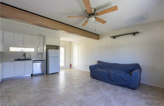 4323 7th Street W Gallery 2