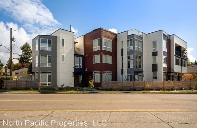 5904 Fauntleroy Way SW - 5904 Fauntleroy Way SW, Seattle, WA 98136