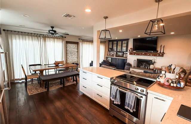 2420 University Drive - 2420 University Drive, Newport Beach, CA 92660