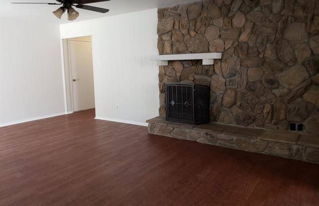 6509 Ridglea Drive Gallery 3
