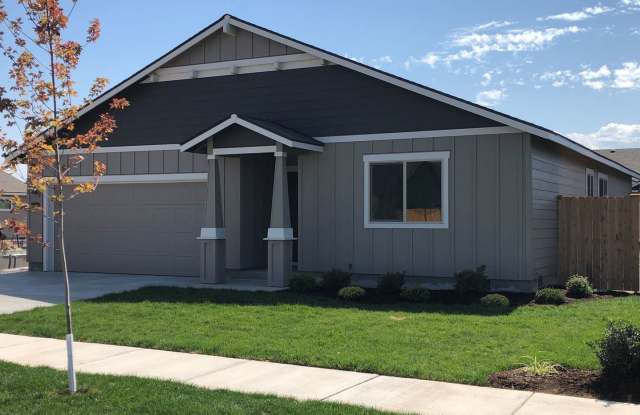 2540 NW Greenwood Ave - 2540 NW Greenwood Ave, Redmond, OR 97756