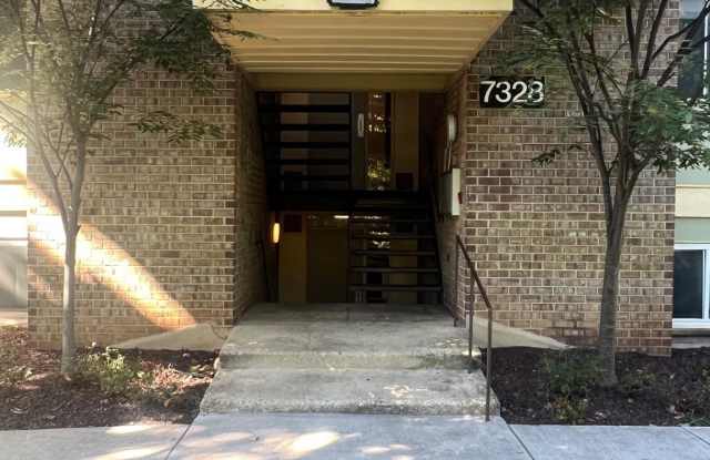 7328 DONNELL Place Gallery 1