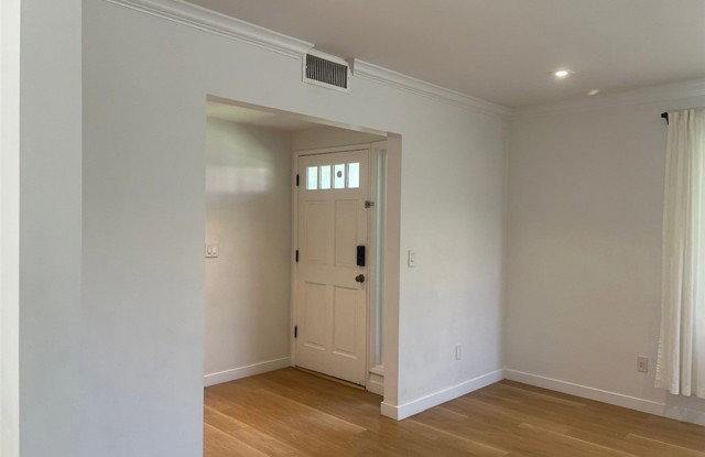 8706 Ardendale Avenue Gallery 4