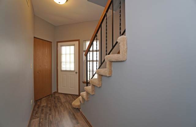 1606 Woodhaven Court Gallery 4