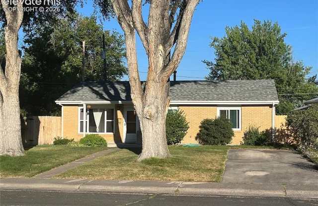 3202 Poinsetta Drive Gallery 1