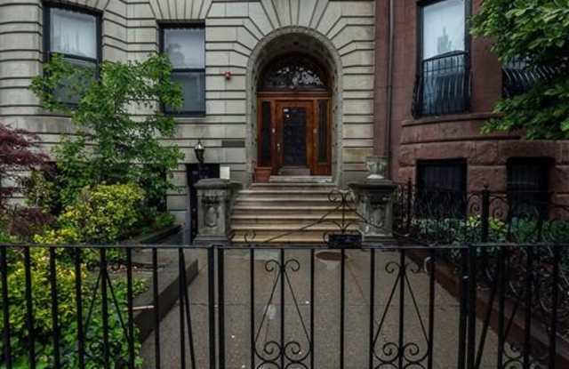 350 Beacon St Gallery 3