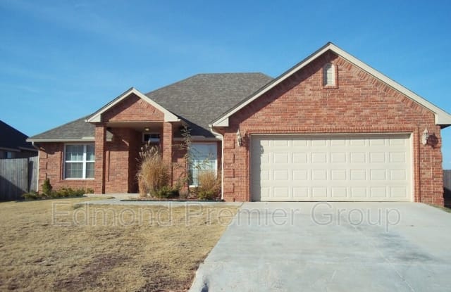 2005 Mill Creek Way - 2005 Mill Creek Way, Midwest City, OK 73020