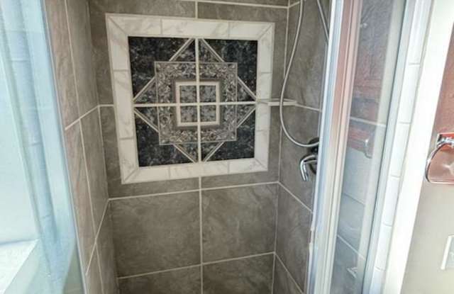 135 West 3300 South photos photos