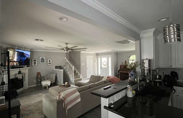 2005 Crooked Creek Street photos photos