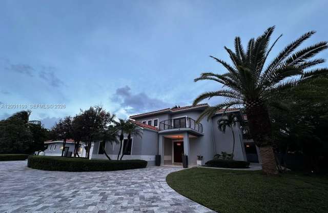 223 NW 129th Ave photos photos