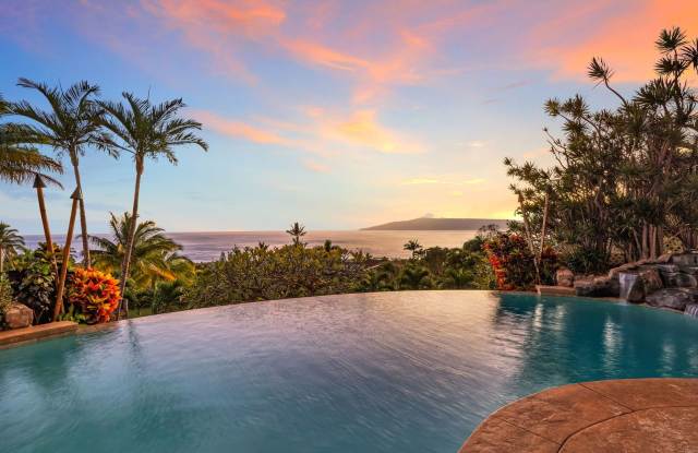 Luxury Executive Home for Long-Term Rental photos photos