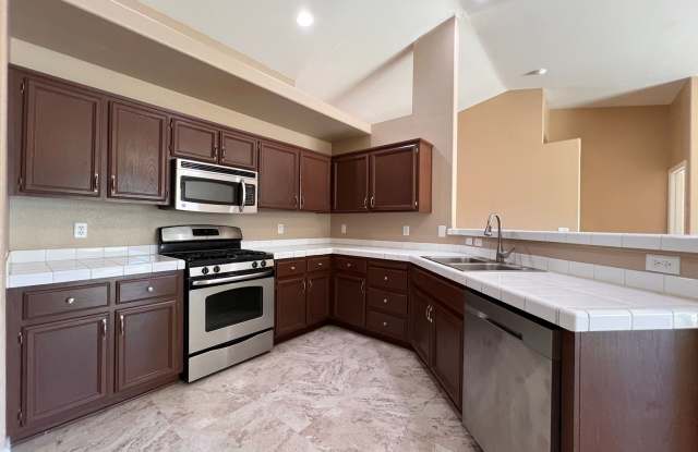 4 Bedroom 2 Bath Home in Fernley Gallery 3