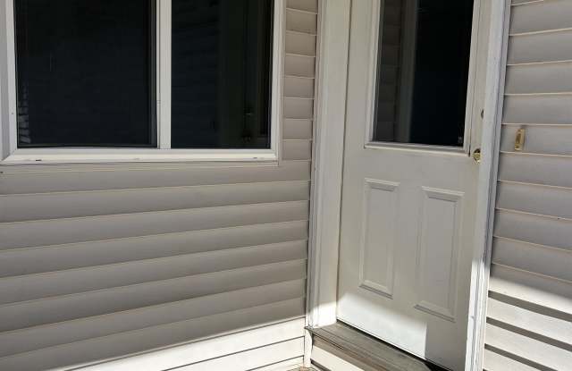 1010 Pumphouse Road - 3 photos photos