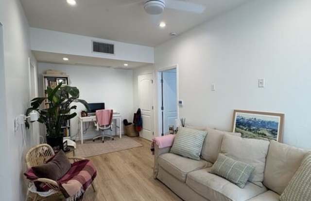816 1/2 N Mccadden Pl Gallery 3