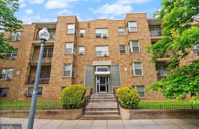 939 LONGFELLOW Street NW unit: 305 photos photos