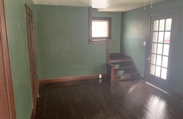 1259 East Pershing photos photos