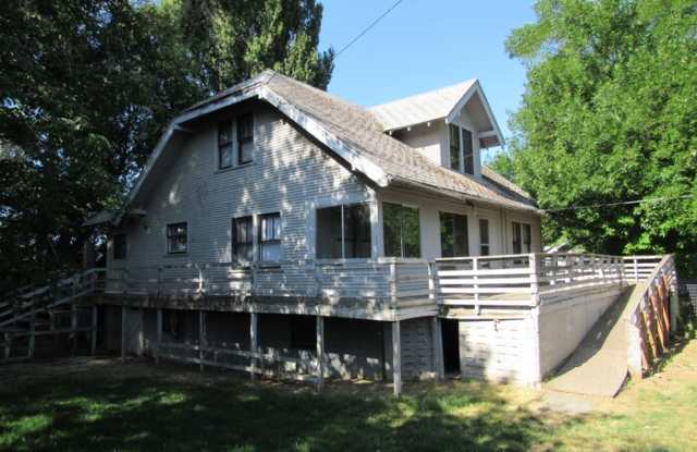 2610 Old Naches Highway - 2610 Old Naches Hwy, Gleed, WA 98908