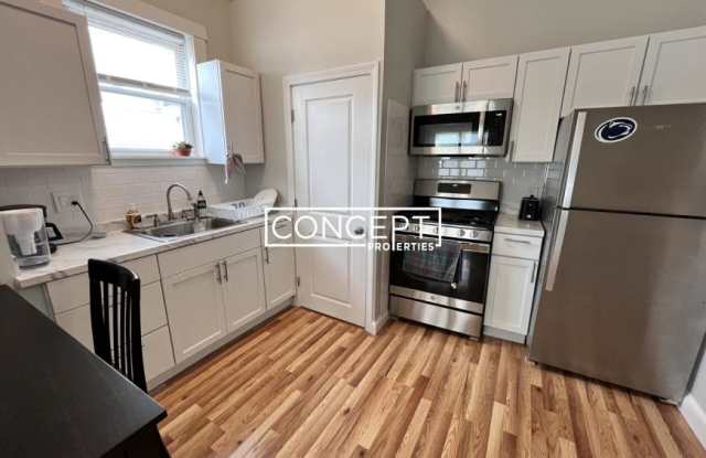 89 Newton St. photos photos