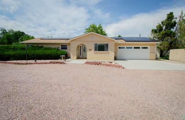 215 Hillcrest Place photos photos