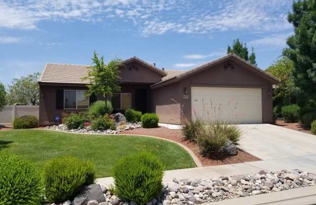 Fully Furnished!! Snowbird and builder Special! Flexible lease options available. photos photos