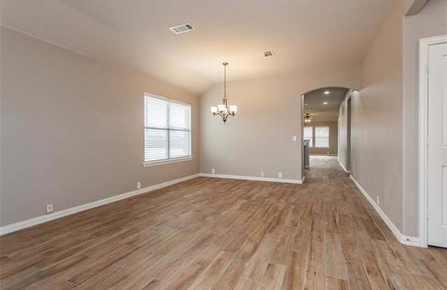 201 Cliffbrook Drive Gallery 4