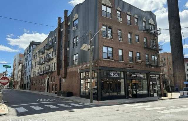 35 ROCK ST photos photos