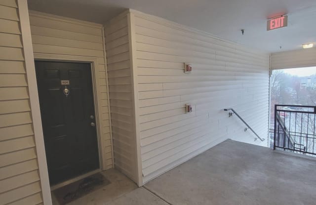 12124 GARDEN RIDGE LANE - 12124 Garden Ridge Lane, Fair Oaks, VA 22030