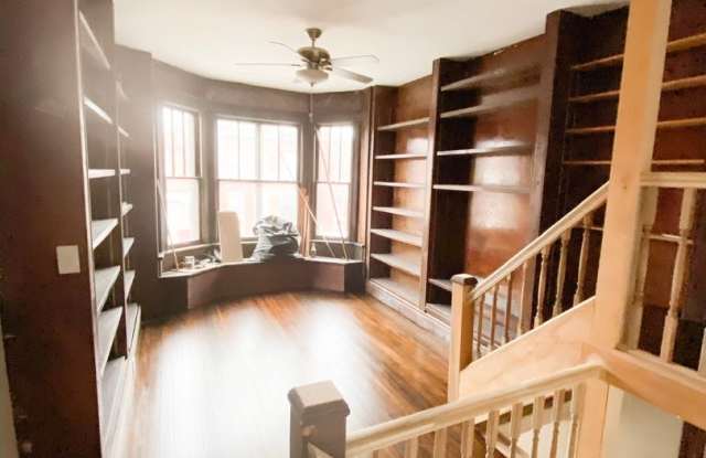 2bed 1.5Bath with Den and Library! Full Historic Remodel! photos photos