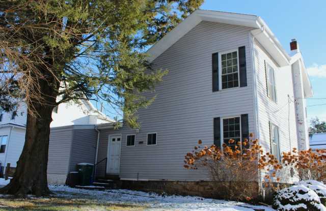 975 Church Gallery 3