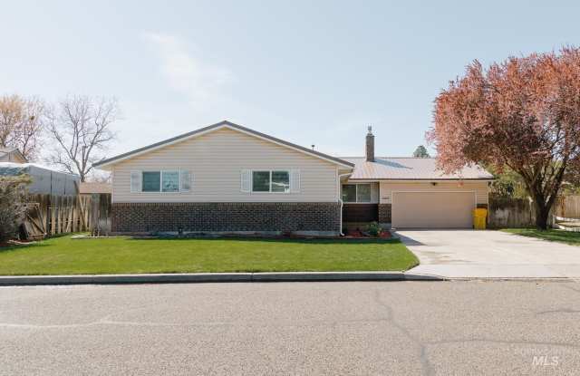 1366 Arata Way Gallery 1