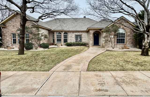 Beautiful Luxury! Gorgeous 4 Bedroom 3 Bath Home in Wolfforth! photos photos
