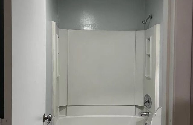 Room in 2 Bedroom Condo at Sharon Chase Dr Gallery 3