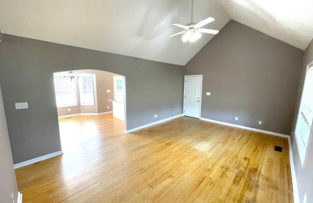 Nice home in Athens near new Publix! Gallery 3