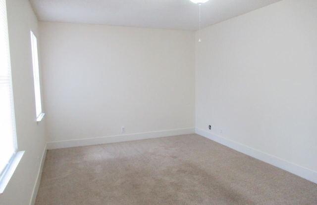 970 Jessamine Trail Gallery 2