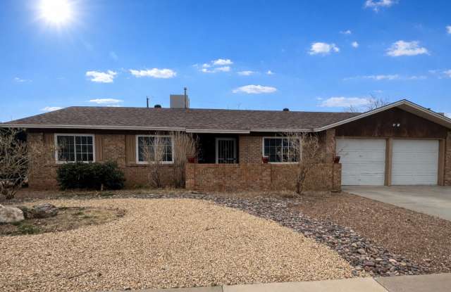 Three Bedroom Home with Bonus Room photos photos