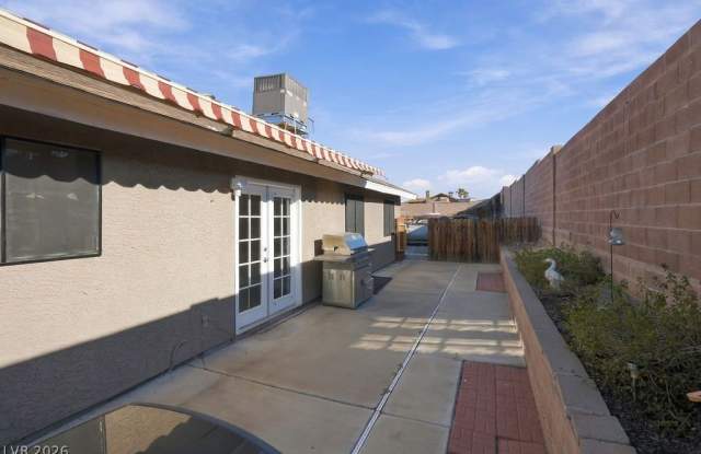 808 Lupine Court Gallery 3