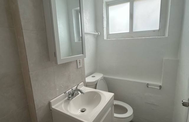 620 Northwest 7th AvenueUnit 39 photos photos