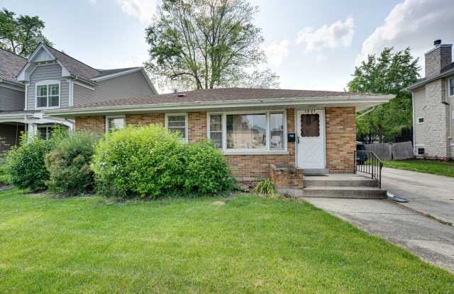 1221 N WEBSTER Street photos photos