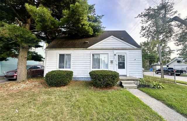 25115 Andover Drive Gallery 1