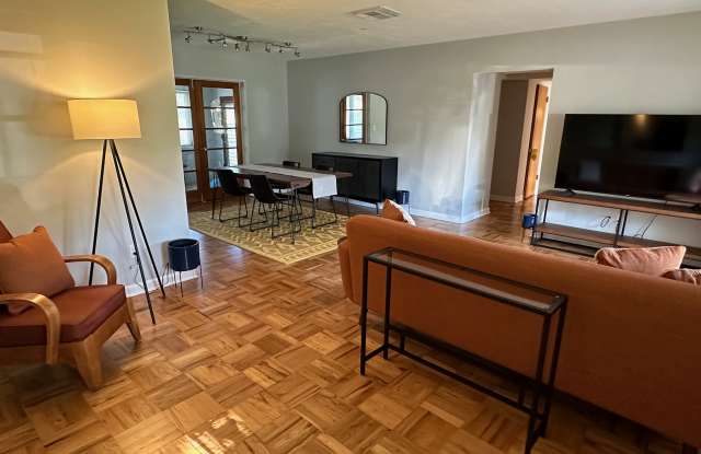 933 Early Avenue photos photos