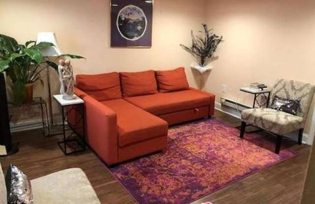 1409 Monroe Street North East Gallery 2