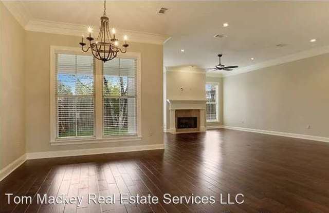 1253 E. Stanwick Place Gallery 4