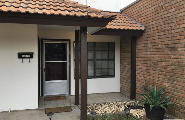 806-5 CONTINENTAL DR. - 806 Continental Dr, Brownsville, TX 78520