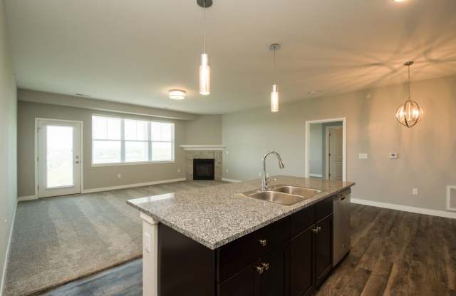 1505 McCleary Lane - 1505 McCleary Lane, Iowa City, IA 52245