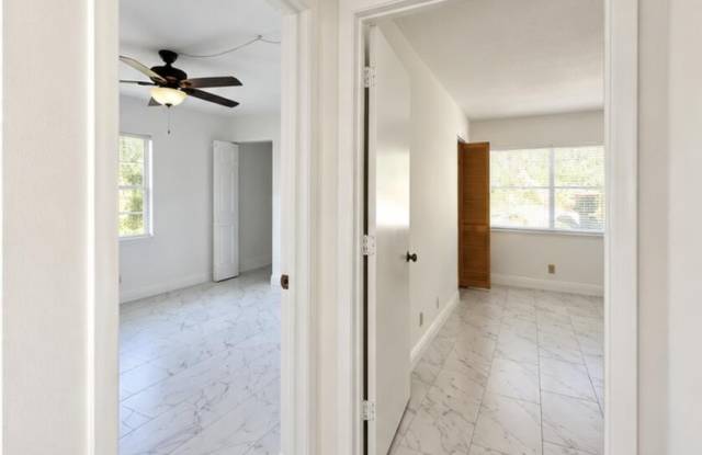 4899 SABLE PINE Circle Gallery 4